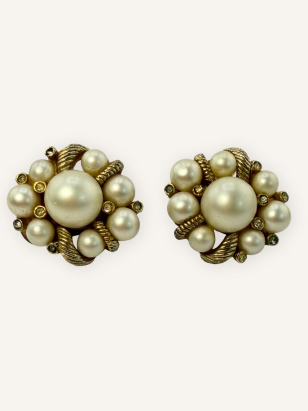 Vintage Pearl Cluster Earrings Gold Tone | Statement Faux Pearl Earrings | - Picture 2 of 6